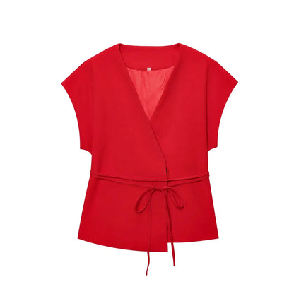 Women's Fashion pants and blouse set, consisting of a sleeveless blouse with a V-neck and tie detail, ideal for spring/summer.