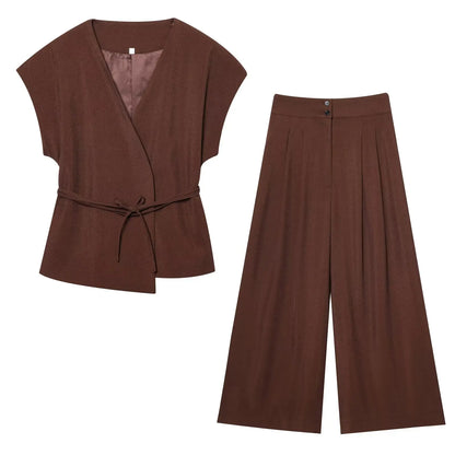 Women's Fashion pants and blouse set, consisting of a sleeveless blouse with a V-neck and tie detail, ideal for spring/summer.