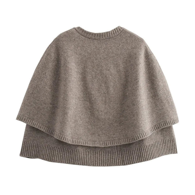 Women's Knitted Poncho Cape with Buttons Elegant, Warm and Versatile for Autumn/Winter